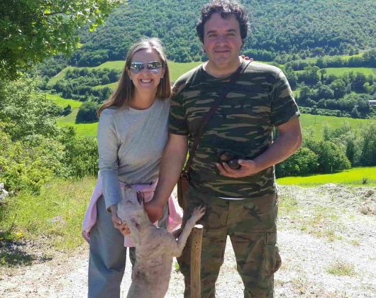 truffle hunting with dog trainer - Umbria in Tour